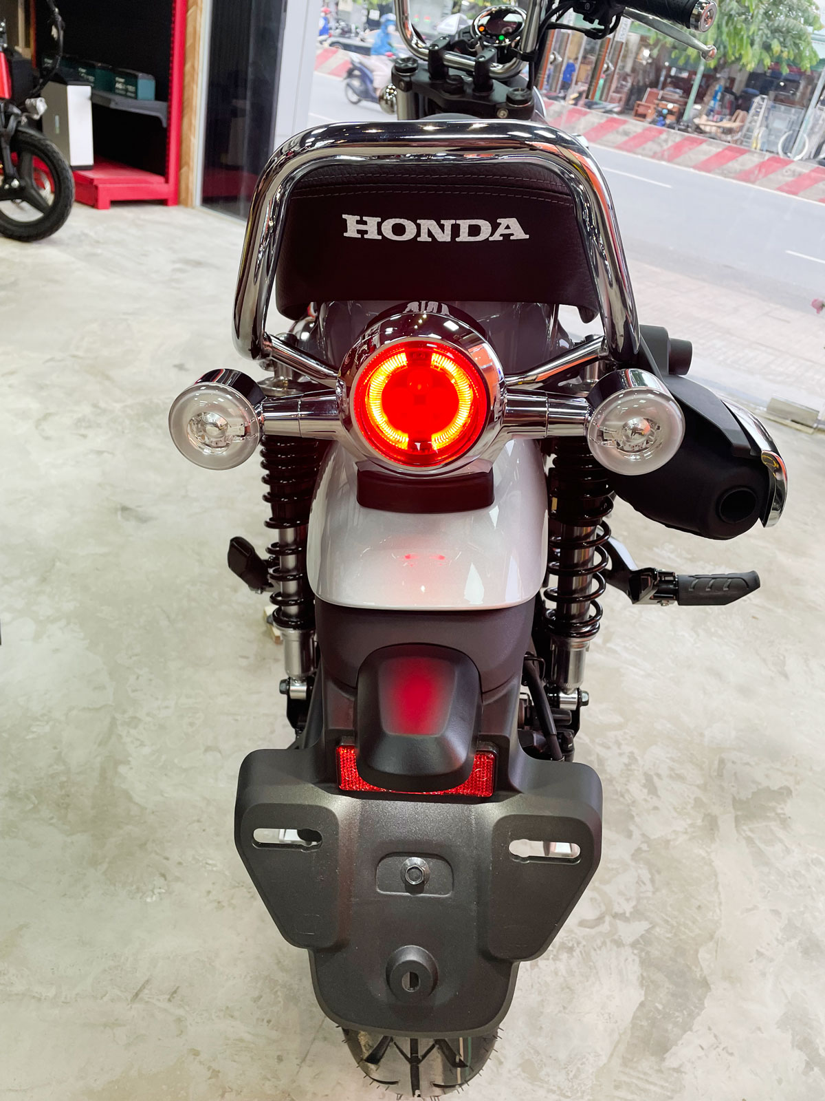 Cửa hàng, shop bán xe Honda Dax 125 ABS Bắc Giang uy tín nhất cần quan tâm