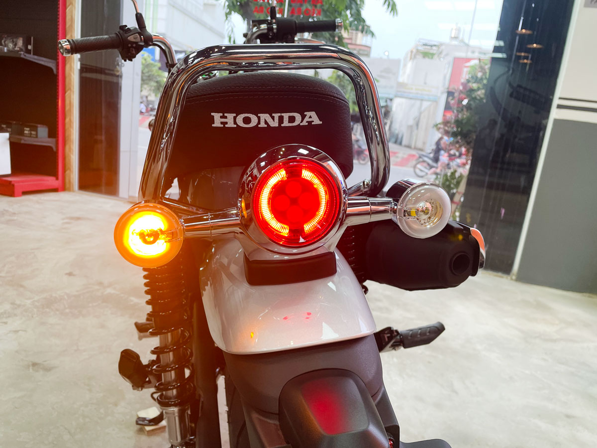 Honda Dax ST125 2023 ABS