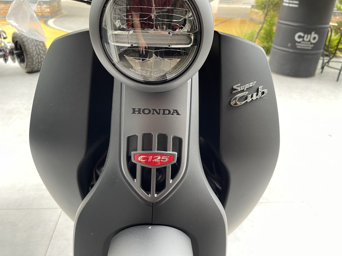 Honda  Super Cub C125 đen nhám nhập khẩu Thái lan
