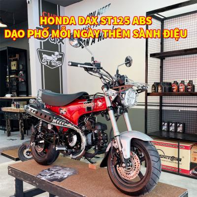 Honda Dax ST125 ABS tại cửa hàng bán xe Hậu Giang dạo phố mỗi ngày thêm sành điệu