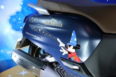 Honda Giorno+ Disney chuột Mickey Disney bản giới hạn 2000 xe toàn cầu