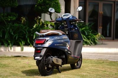 Honda Giorno+ Disney chuột Mickey Disney bản giới hạn 2000 xe toàn cầu