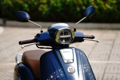 Honda Giorno+ Disney chuột Mickey Disney bản giới hạn 2000 xe toàn cầu