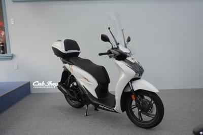 Honda SH150i 2025 Sport Edition Made In Italy Màu Trắng TẶNG 3 Món Phụ Kiện Chính Hãng