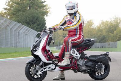  Italjet Dragster 200 mẫu xe tay ga mang thiết kế PKL, cực đỉnh, cực dị, siêu độc đáo