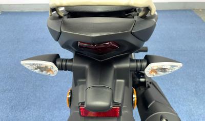 Yamaha 135LC 2025 Malaysia màu vàng cát