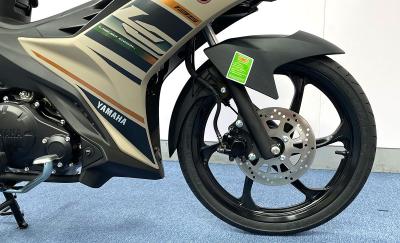 Yamaha 135LC 2025 Malaysia màu vàng cát