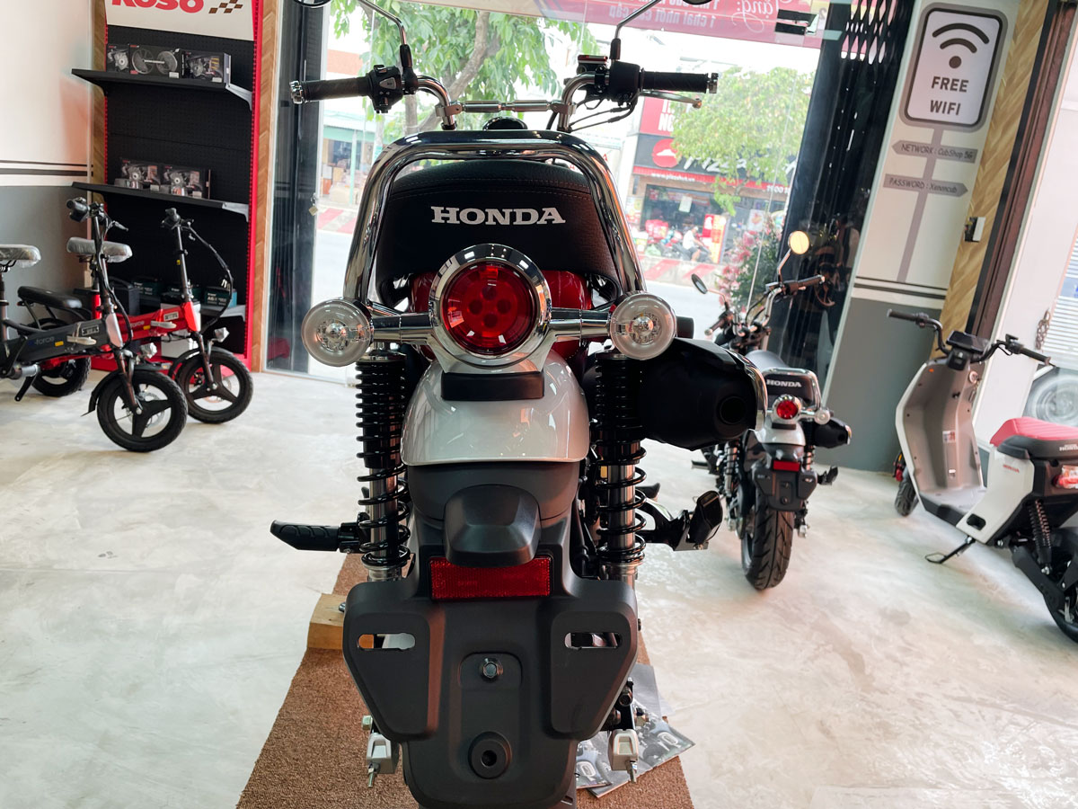 Thông số kỹ thuật đáng chú ý trong Honda Dax ST125 ABS 2023 tại cửa hàng bán xe Honda Điện Biên