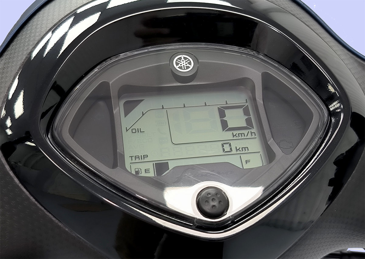 Đồng hồ LCD siêu tiện lợi với thiết kế mới của Yamaha