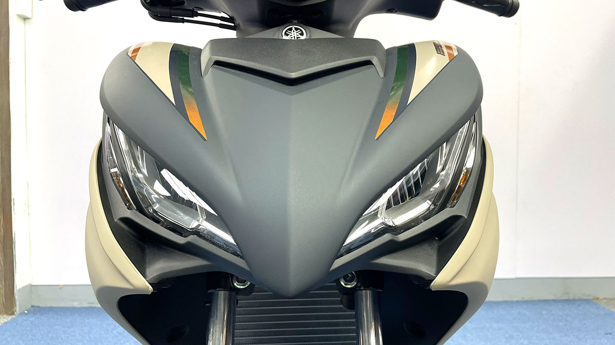 Yamaha 135LC màu vàng cát
